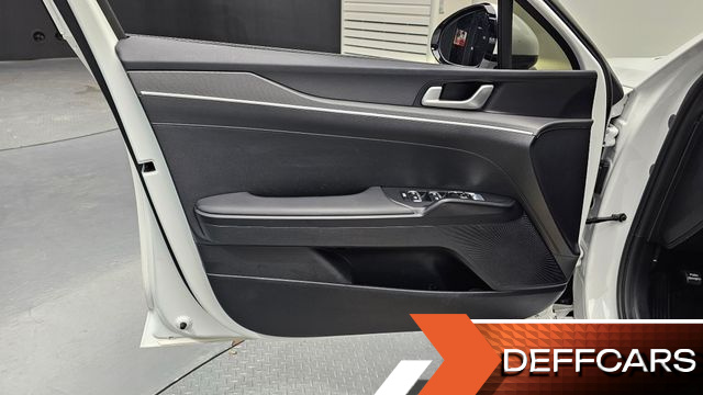 Kia K5 2.0 LPI(Renter car) Strandard купить на сайте DeffCars