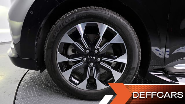 Kia CARNIVAL Gasoline 7-Seater Hi-Limousine Signature купить на сайте DeffCars