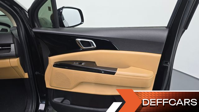 Kia CARNIVAL 9-Seater Noblesse купить на сайте DeffCars