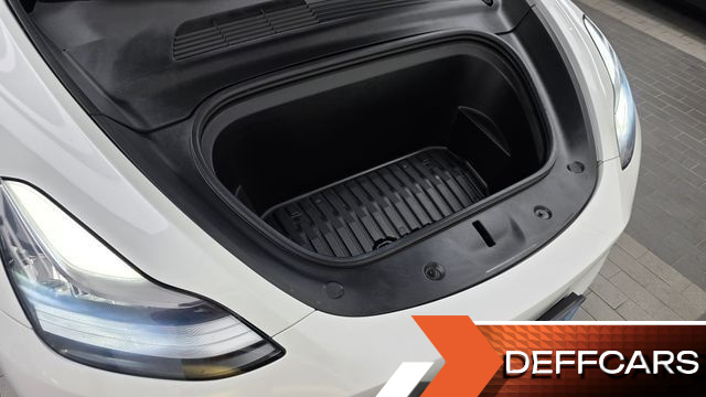 Tesla MODEL Y Long Range AWD купить на сайте DeffCars