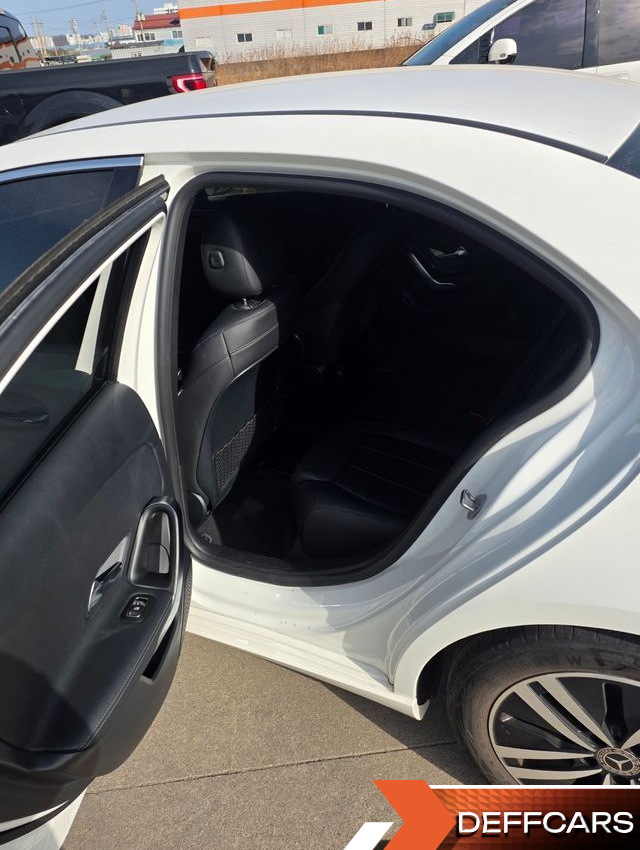 Mercedes A-CLASS A200d Sedan купить на сайте DeffCars