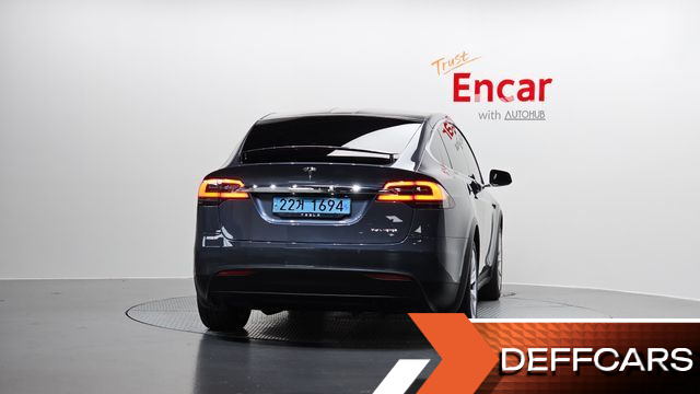 Tesla MODEL X Long Range купить на сайте DeffCars
