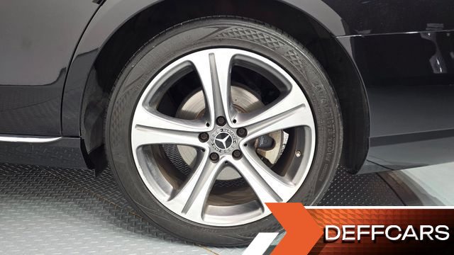Mercedes E-CLASS E300 Avantgarde купить на сайте DeffCars