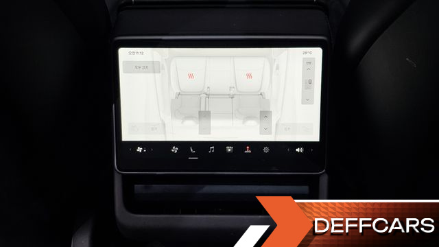Tesla MODEL Y Long Range AWD купить на сайте DeffCars