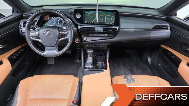 Lexus ES Luxury Plus купить на сайте DeffCars