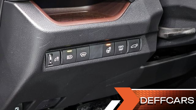 Toyota RAV4 2,5 4WD Hybrid LTD купить на сайте DeffCars