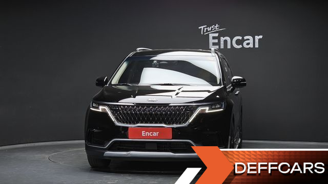 Kia CARNIVAL 9-Seater Signature купить на сайте DeffCars