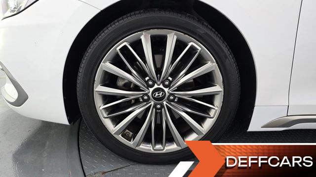 Hyundai GRANDEUR 3.0 Exclusive Special купить на сайте DeffCars