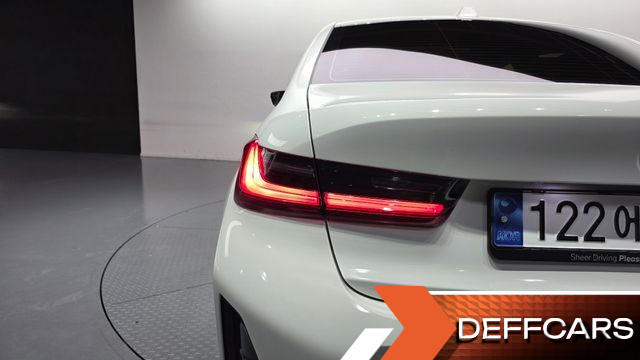 BMW 3-SERIES 320i M Sport купить на сайте DeffCars
