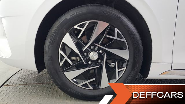 Hyundai GRANDEUR Premium купить на сайте DeffCars
