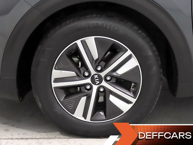 Kia NIRO 1.6 HEV Prestige купить на сайте DeffCars