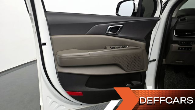 Kia CARNIVAL 9-Seater Noblesse купить на сайте DeffCars