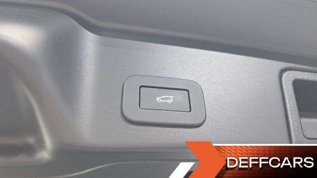 Land Rover RANGE ROVER EVOQUE P250 Dynamic SE купить на сайте DeffCars