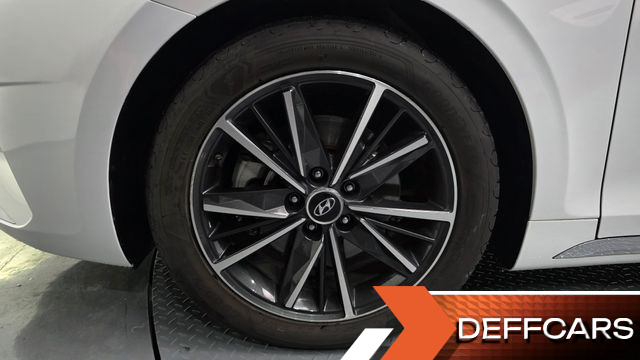 Hyundai GRANDEUR 2.5 Premium Choice купить на сайте DeffCars