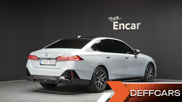 BMW 5-SERIES 520i M Sport купить на сайте DeffCars
