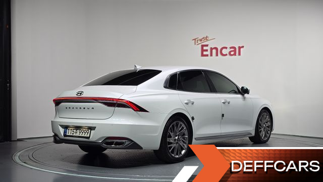 Hyundai GRANDEUR 2.5 Calligraphy купить на сайте DeffCars