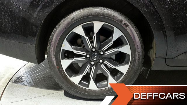 Kia CARNIVAL 7-Seater Noblesse купить на сайте DeffCars