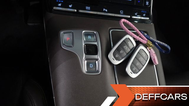 Hyundai GRANDEUR 2.5 Premium Choice купить на сайте DeffCars
