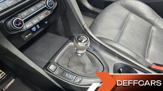 Hyundai VELOSTER 2.0 N купить на сайте DeffCars