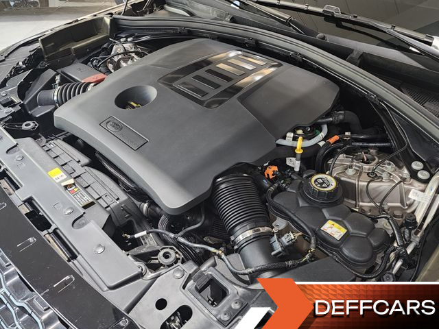 Land Rover RANGE ROVER VELAR 3.0 P400 R-Dynamic HSE купить на сайте DeffCars