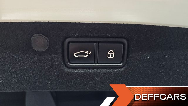 Hyundai GRANDEUR Premium купить на сайте DeffCars