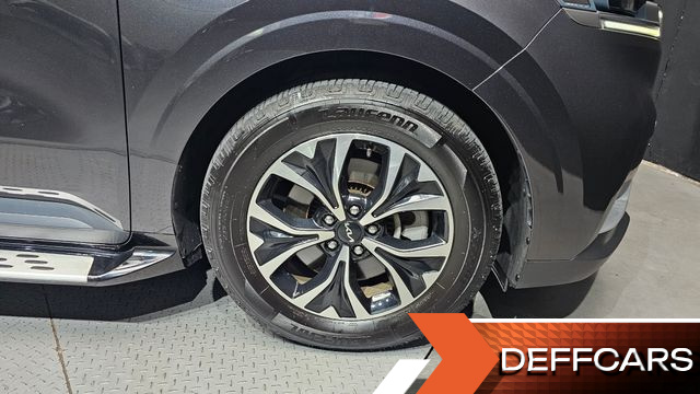 Kia CARNIVAL Gasoline 9-Seater Prestige купить на сайте DeffCars