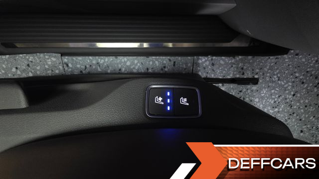 Hyundai STARIA L3.5 Lounge 9-Seater Inspiration купить на сайте DeffCars