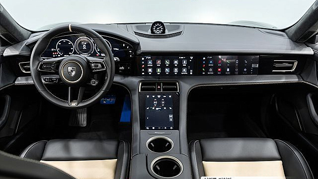 Porsche TAYCAN Turbo купить на сайте DeffCars