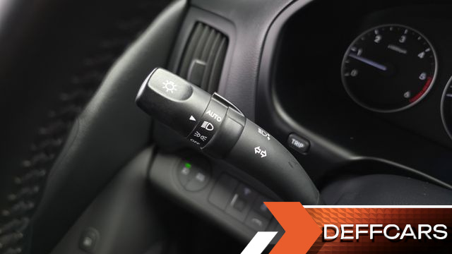 Hyundai STAREX Van 5-Seater Smart купить на сайте DeffCars