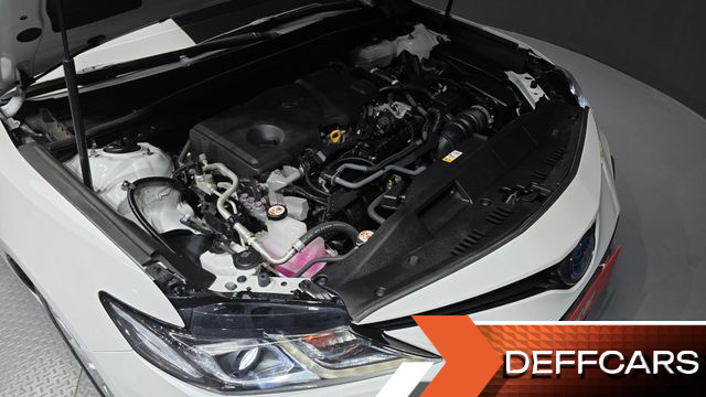 Toyota CAMRY 2.5 LE Hybrid купить на сайте DeffCars