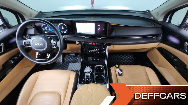 Kia CARNIVAL Gasoline 7-Seater Signature купить на сайте DeffCars