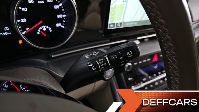 Kia CARNIVAL 11-Seater Prestige купить на сайте DeffCars