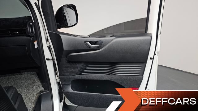 Hyundai STARIA HEV 1.6 Cargo 5-Seater Modern купить на сайте DeffCars