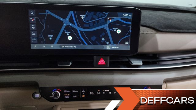 Kia CARNIVAL Gasoline 7-Seater Noblesse купить на сайте DeffCars