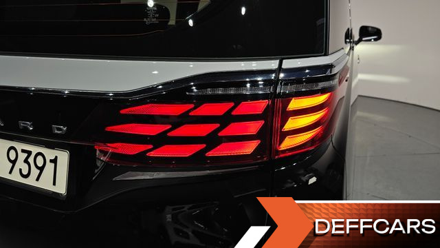 Toyota ALPHARD 2.5 HEV Executive AWD купить на сайте DeffCars