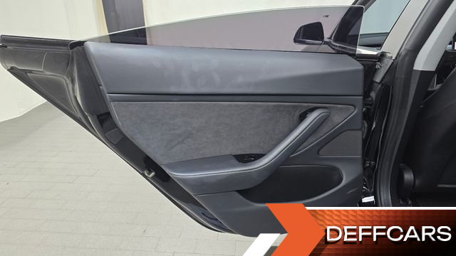 Tesla MODEL 3 Long Range AWD купить на сайте DeffCars
