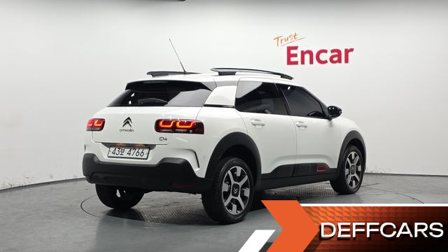 Citroen C4 CACTUS 1.5 BlueHDi Shine купить на сайте DeffCars