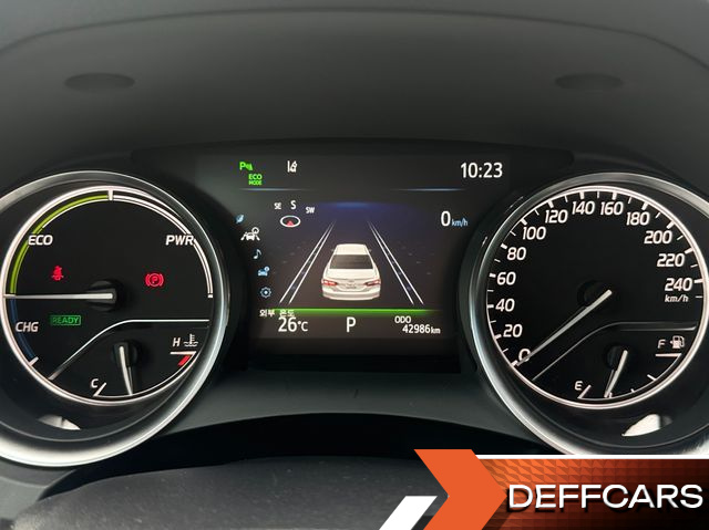Toyota CAMRY 2.5 XLE Hybrid купить на сайте DeffCars