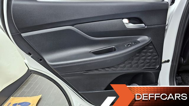 Hyundai SANTAFE Gasoline 2.0T 4WD Premium купить на сайте DeffCars