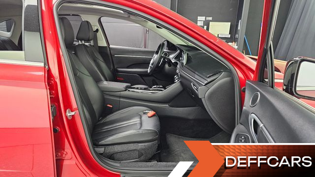 Hyundai SONATA 2.0 Premium Family купить на сайте DeffCars