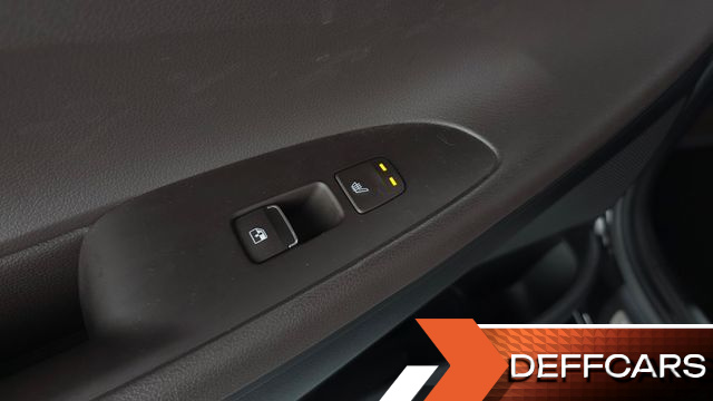 Hyundai GRANDEUR 2.5 Premium Choice купить на сайте DeffCars