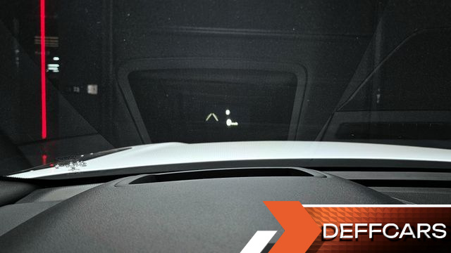 Land Rover RANGE ROVER VELAR 3.0 D300 R-Dynamic HSE купить на сайте DeffCars