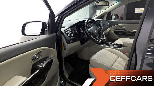 Kia CARNIVAL 9-Seater Prstige купить на сайте DeffCars