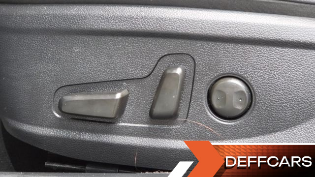 Hyundai GRANDEUR 2.5 Premium Choice купить на сайте DeffCars