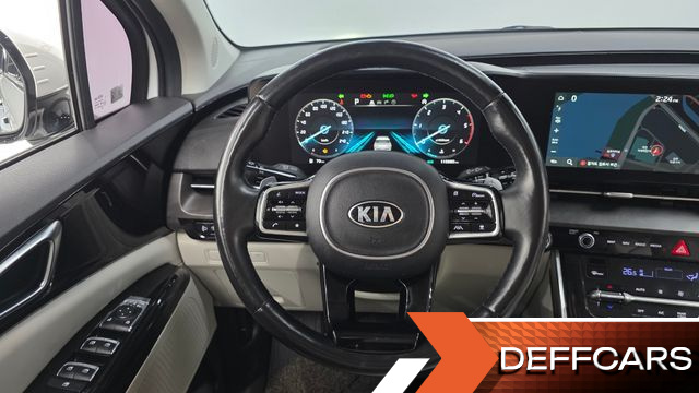 Kia CARNIVAL 9-Seater Noblesse купить на сайте DeffCars