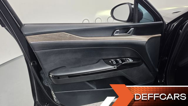 Kia K5 2.0 Noblesse купить на сайте DeffCars