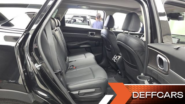 Kia SORENTO Gasoline 2.5T 4WD Gravity купить на сайте DeffCars