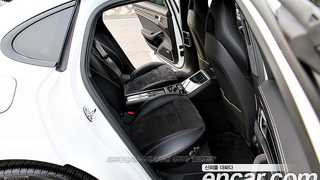 Porsche PANAMERA 4.0 GTS купить на сайте DeffCars