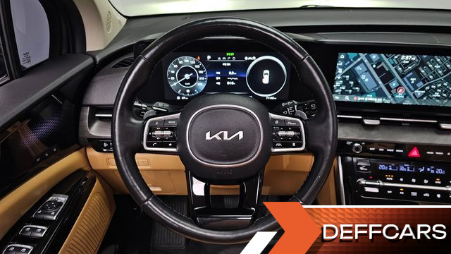 Kia CARNIVAL 9-Seater Signature купить на сайте DeffCars