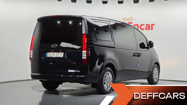 Hyundai STARIA L3.5 Cargo 5-Seater Modern купить на сайте DeffCars